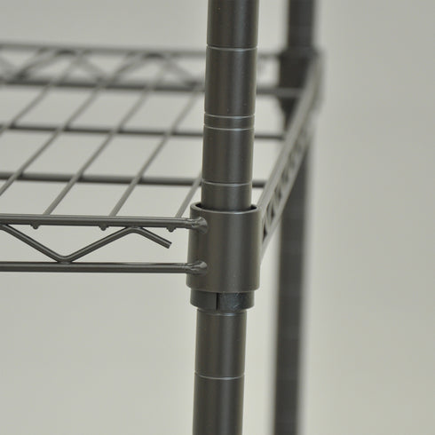 【お部屋に馴染む、マットな質感】
光沢を抑えた上品なマット仕上げは、ギラギラしない落ち着いた雰囲気で、どんなインテリアにも自然に溶け込み、上質な空間を演出します。