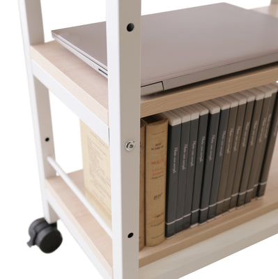 中間棚は100mmピッチで3段階の高さ調整が可能です。