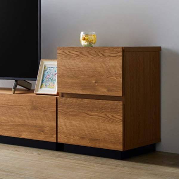 洗練されたデザインと実用性を兼ね備えたアルクシリーズのサイドチェストです。