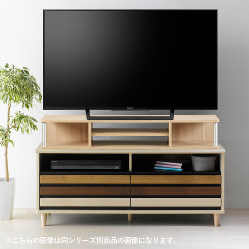 【既存のテレビ台をグレードアップ】上乗せするだけで、手軽に収納スペースと高さを追加できます。