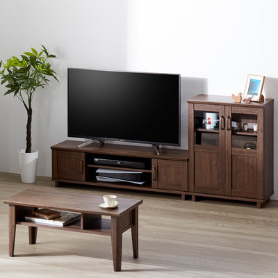 同シリーズの他商品と合わせてレイアウトすることで、より統一感のあるモダンな空間をつくれることでしょう。