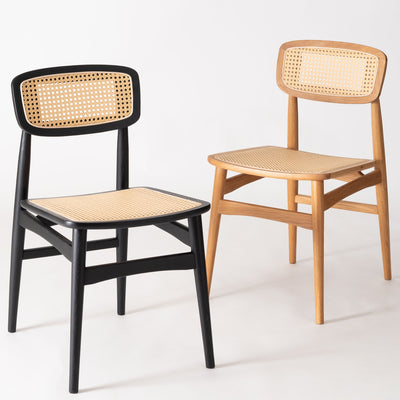 シックで洗練されたブラックと、温かみを感じるナチュラルの2色からお選びください。