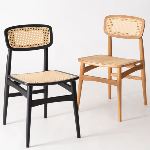 シックで洗練されたブラックと、温かみを感じるナチュラルの2色からお選びください。