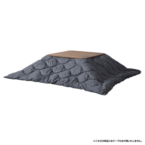 7.webp
【都会的で機能的な相棒】
スタイリッシュなブラック×グレーは、撥水加工でお手入れも簡単、冬のお部屋からアウトドアまで一年中あなたに寄り添う賢い選択。