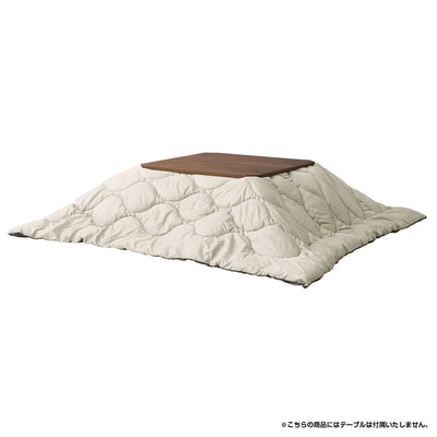 【裏返せば優しいナチュラル空間】
アクティブなカーキとは対照的な、穏やかで優しいベージュカラーは、お部屋の雰囲気を明るく変え、心安らぐ空間を演出してくれます。