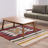 【一年中活躍するデザイン】オフシーズンはセンターテーブルとして、リビングの主役を飾ります。