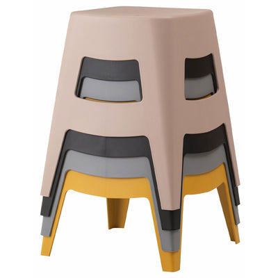 4脚までスタッキング(積み重ね)できるので、使わない時は場所を取らずに省スペースに収納が可能です。