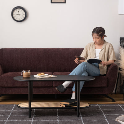 【いつもの時間が特別になる】
ソファで過ごすリラックスタイムに寄り添い、何気ない日常をより豊かで、おしゃれなひとときへと変えてくれる一台です。