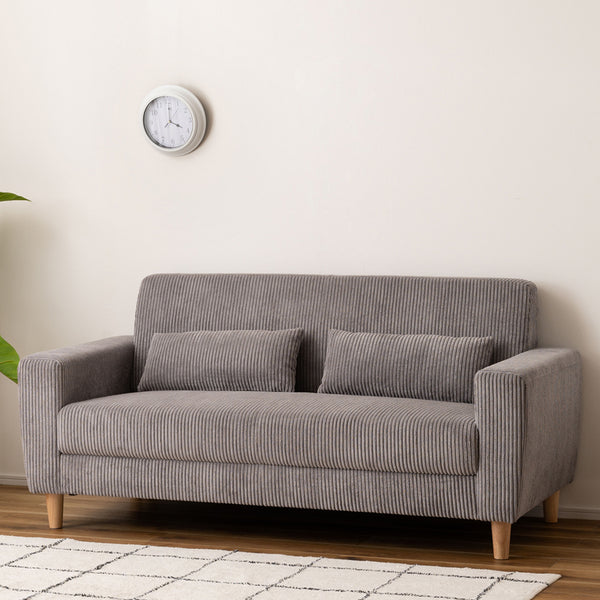 あたたかなコーデュロイの風合いと優しい木の雰囲気に癒やされる北欧風デザインの、便利な2WAY仕様のソファです。