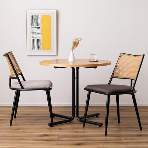 ラタン調デザインは韓国風や北欧風のインテリアと相性が良く、手軽にお部屋の雰囲気をお洒落にしてくれます。