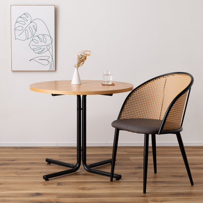 ラタン調デザインの魅力を存分に楽しめるデザインとなっており、韓国風や北欧風のインテリアと相性が良く、お部屋に置くだけで優雅な空間にしていただけます。