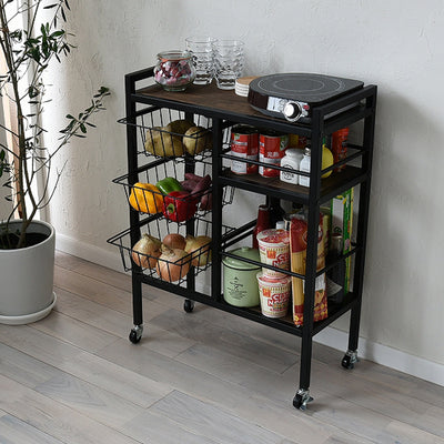 バスケットは両側へ引き出せるので、お部屋に合わせてワゴンの向きを変えて使うこともでき、使い方の幅が広がります。