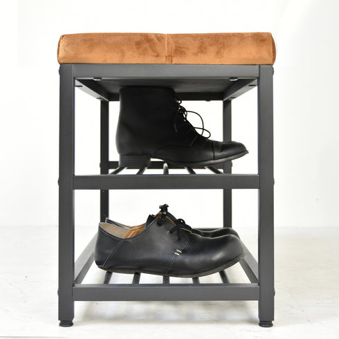 【限られた空間にも置ける相棒】
一人暮らしのお部屋や、廊下の空きスペースなど、限られた場所にもすっきりと収まる、使い勝手の良い幅60cmのコンパクトタイプもご用意しております。