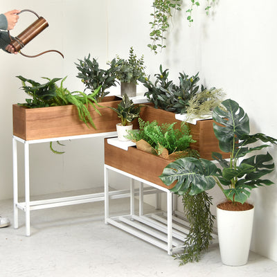 異なるサイズのプランターと組み合わせることで自由にコーディネートが可能です。