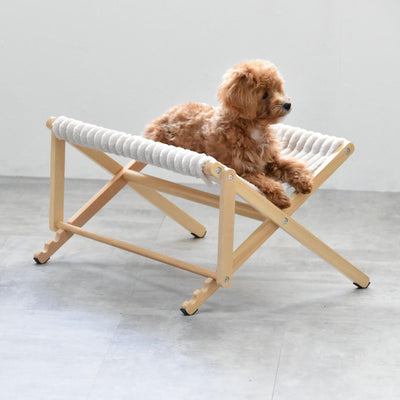 【どんな子にもフィットする一台】
わんちゃん、ねこちゃんはもちろん、うさぎさんやフェレットまで、小さな家族みんなが使える、心地よい揺れが魅力のペット専用ハンモックです。