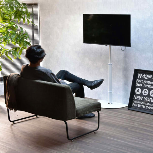 キッチン作業中からソファでのくつろぎまで、あらゆるシーンに合わせてご使用いただけます。