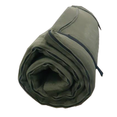 収納時にはコンパクトに畳むことができます。