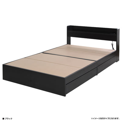 【スマートを極めた機能美】
シャープなブラックのフレームに、枕元をすっきりさせる棚や2口コンセント、見えない部分も有効活用できるキャスター付き収納など、スマートな機能が凝縮されています。