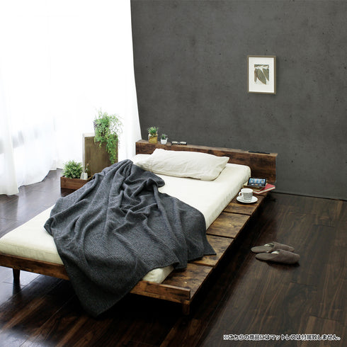 【並べて広々、理想の空間に】
隙間なくぴったりと2台並べられるため、シングル2台をキングサイズのように使えば、家族で川の字になって眠る夢も叶います。