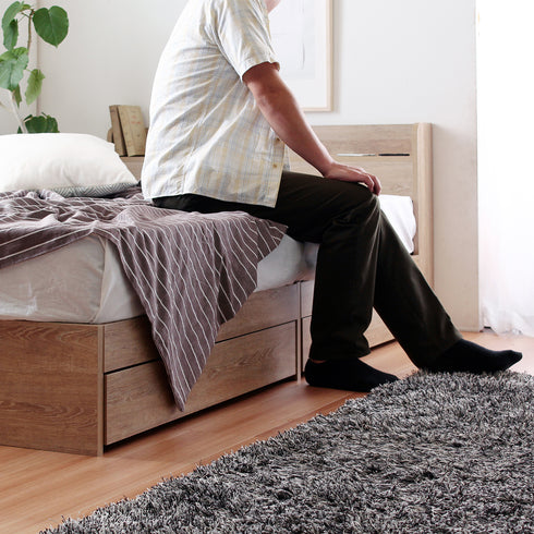 【暮らしに寄り添う安定感】
縦横にフレームを追加したクロスフレーム構造が、ベッド全体をしっかりと支え、毎日の暮らしに安心感をもたらしてくれます。