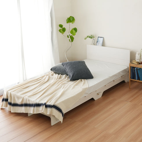 時短、簡単だけがウリではなく、どんなインテリアにも馴染む木目を採用し、おしゃれな寝室にしてくれます。