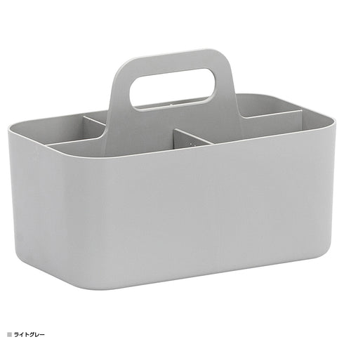 【洗練された万能ライトグレー】
主張しすぎず、それでいてモダンでおしゃれなライトグレーは、どんなテイストの場所にも自然に溶け込み、生活感を隠してくれます。