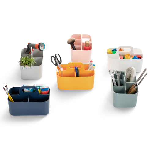 【使い方広がるマルチボックス】
工具、メイク道具、文房具、おもちゃなど、豊富なカラーバリエーションと使いやすいデザインで、家中のあらゆる場所の整理整頓に大活躍します。