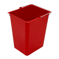 【持ち運びも簡単】軽量で持ち手付きのバケツは、ゴミ出しの際もストレスなく運べます。