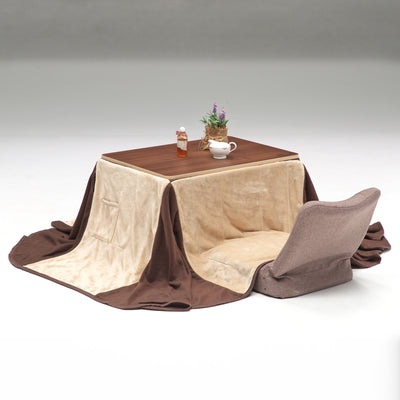 【背中まで支える3段階リクライニング】座椅子モードのチェアは、背もたれの角度を自由に調整できるから、食事も読書もリラックスも快適です。