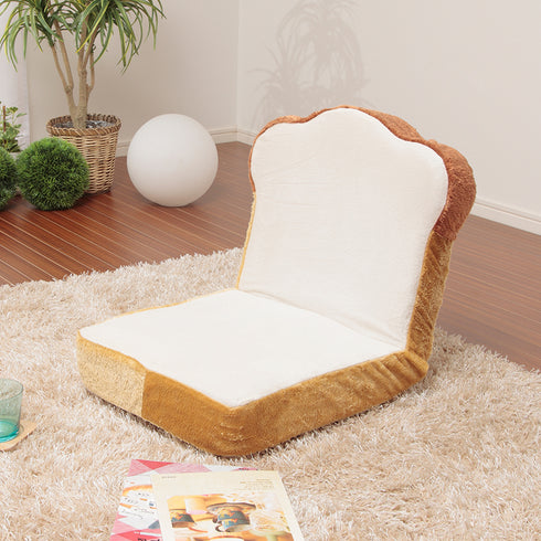 日常に癒しとくつろぎをプラスする、かわいい食パン座椅子です。