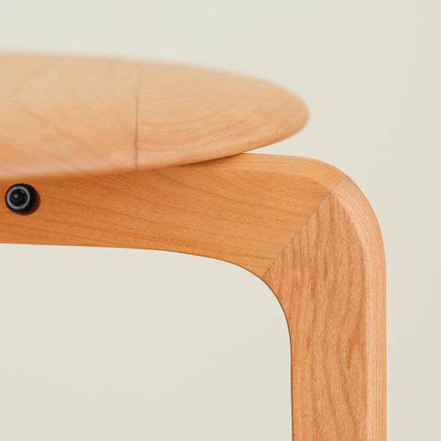 LISCIO 3本脚スツール(W390×D390×H435)