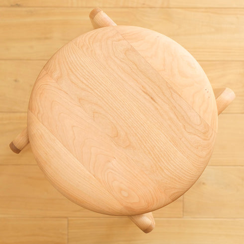 LISCIO 4本脚スツール(W370×D370×H435)