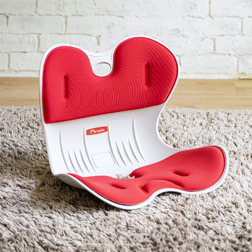 猫背や反り腰などの座り姿勢や骨盤の矯正・改善をしたい方、腰痛に悩みを抱えている方に使ってもらいたい「骨盤サポートチェア」のMサイズです。