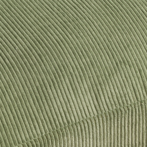 毛並みの向きで表情が変わるコーデュロイ生地は、使い込むほどに豊かな表情を見せてくれます。