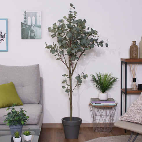 本物の植物のようなリアルな質感を再現した、ユーカリのフェイクグリーンです。