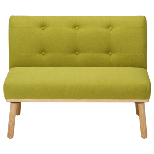 【天然木の温もり、優しいソファ】
あたたかな天然木のフレームと、優しいグリーンのファブリックが、お部屋に柔らかな印象をもたらし、心安らぐ空間を演出します。