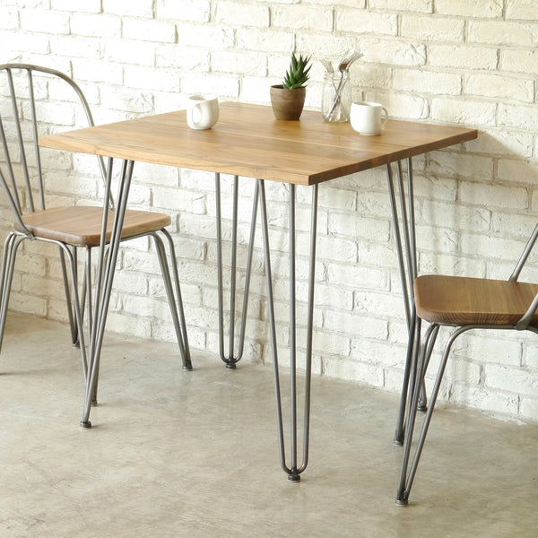 テーブル(W800×D800×H730)