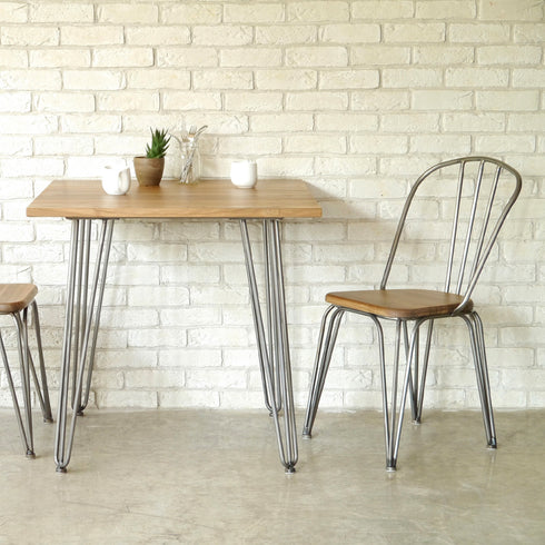 テーブル(W800×D800×H730)