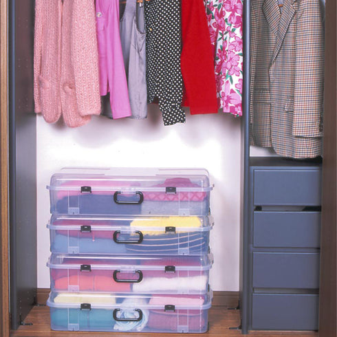 5個まで積み重ねて使用できるので、ラックの上やちょっとした隙間に収納しておくことができ、空間を無駄なく活用できます。