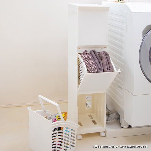 【取り出して使える、便利なバスケット】
引き出したバスケットはそのまま持ち運べるので、洗濯物を取り込んだり、使いたい場所に物を移動させたりと、毎日の家事をスムーズにサポートします。