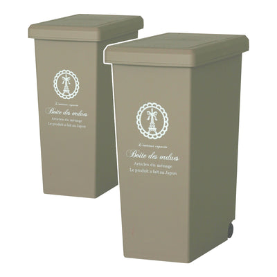 開閉スムーズなワンタッチ式のスライドペール、コンパクトな20Lタイプの2個セットです。