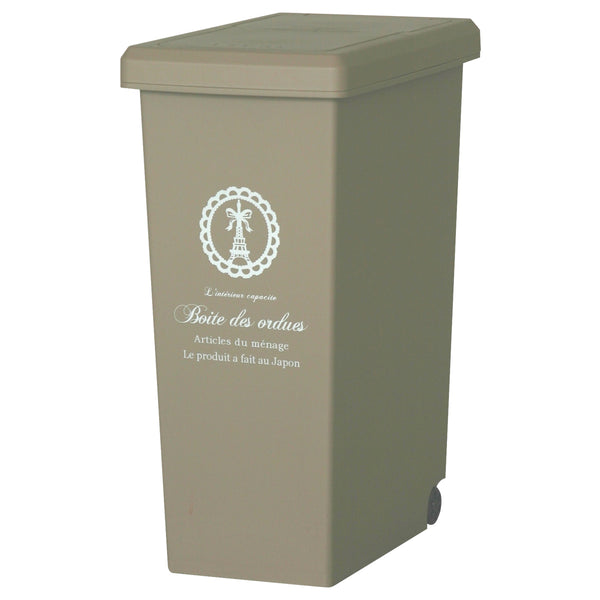 開閉スムーズなワンタッチ式のスライドペール、コンパクトな20Lタイプです。