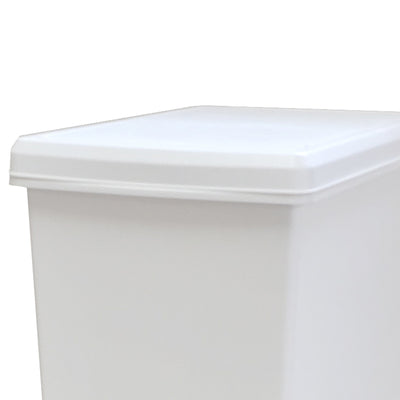 本体上部には引手があり掃除をしたりポリ袋を交換する際にも簡単に動かせます。