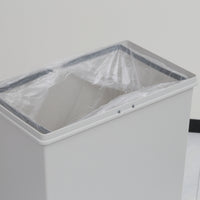 【生活感を隠す】袋止めが内側にあるため、外からゴミ袋が見えず、お部屋の美観を損なうことなく清潔感を保てます。