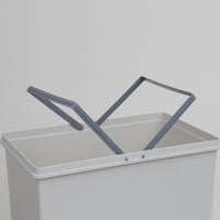 【分別をスマートに】袋止めを活用すれば、一つのゴミ箱で複数のゴミを分別でき、環境に配慮した暮らしをサポートします。