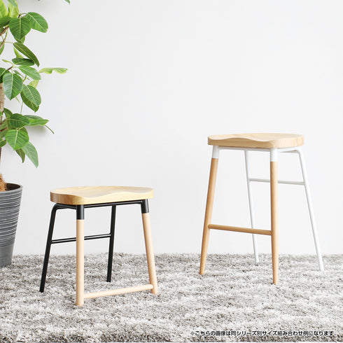 同デザインのロータイプと組み合わせることもでき、用途によって使い分けることでより洗練されたお部屋作りが楽しめるでしょう。