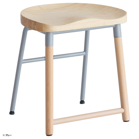 【どんな空間にも馴染む、グレー】
都会的で落ち着いた印象のグレーは、どんなインテリアにも自然に溶け込み、主張しすぎない洗練されたアクセントとして空間を引き立てます。