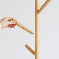 【誰でも簡単、くるくる回すだけ】工具をたくさん用意する必要はなく、パーツを手で回して取り付けるだけで簡単に組み立てられるから、届いたその日からすぐにお使いいただけます。