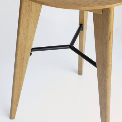 チール桟を採用することで、デザインのワンポイントになりつつ強度を確保しました。