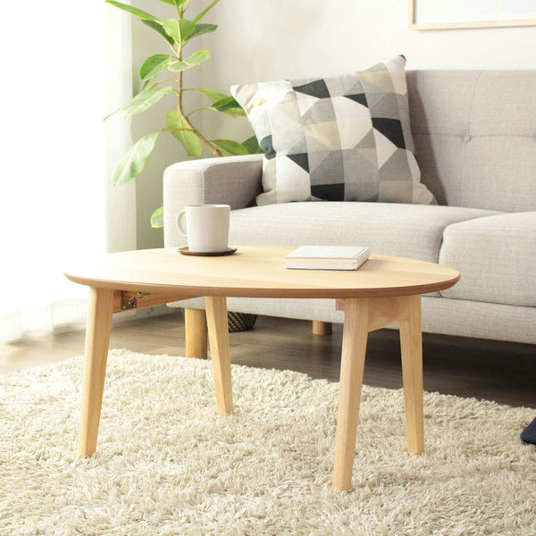 優しい木の風合いが印象的なワントーンカラーの折りたたみ楕円形テーブル